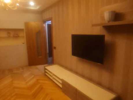 3-room apartment for rent, 70 m², Şah İsmayıl Xətai: 750 ₼/mo 2