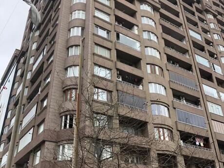4 rooms · 302 m² · floor 7/16, 28 May