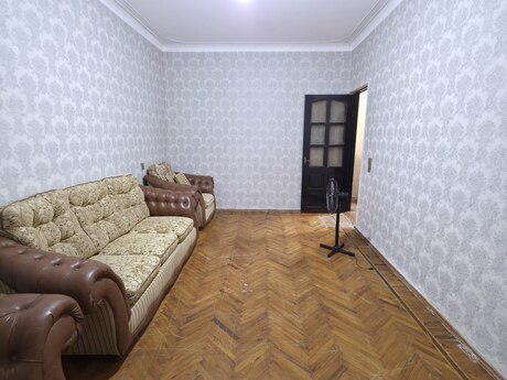 3 otaqlı mənzil, 80 m², Bakıxanov: 175 000 ₼ 2