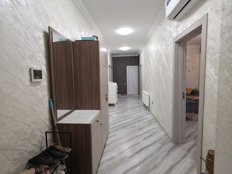 6 otaqlı həyət evi, 220 m², Bakıxanov: 260 000 ₼ 4