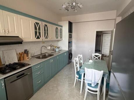 2 otaqlı mənzil, 90 m², İnşaatçılar: 220 000 ₼ 4