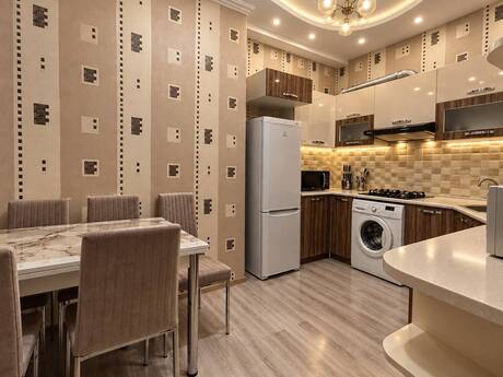 Kirayə 2 otaqlı mənzil, 70 m², Şah İsmayıl Xətai: 800 ₼/ay 3