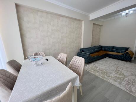 Аренда: 2-комнатная квартира, 90 м², 20 Yanvar: 800 ₼/мес 4