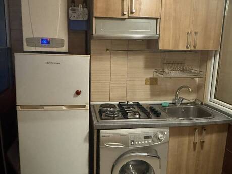 Kirayə 2 otaqlı mənzil, 60 m², Qara Qarayev: 550 ₼/ay 3