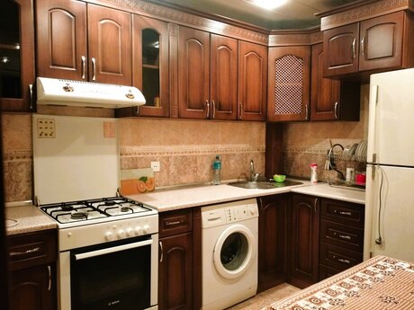 Elan №6454084 - Bakı, İnşaatçılar m., 2 otaqlı, 60 m², 7/9 mərtəbə