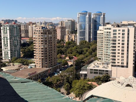 5 otaqlı mənzil, 342 m², 28 May: 650 000 ₼ 4