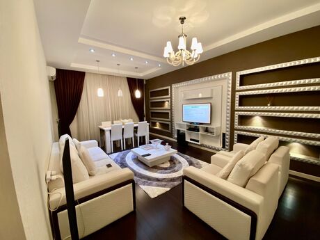 2-room apartment for rent, 80 m², 7-ci mikrorayon: 850 ₼/mo 2