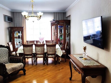 3 otaqlı mənzil, 100 m², İnşaatçılar: 280 000 ₼ 2