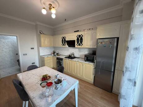 3-room apartment, 130 m², Qara Qarayev: 395 000 ₼ 5