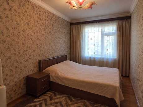 Аренда: 3-комнатная квартира, 75 м², Memar Əcəmi: 650 ₼/мес 4