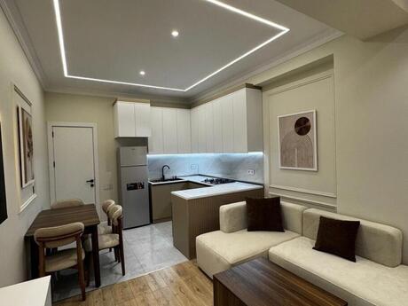 2 otaq · 56 m² · 6/16 mərtəbə, 8 Noyabr