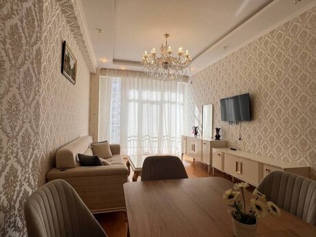 Elan №6454396 - Bakı, İnşaatçılar m., 3 otaqlı, 110 m², 9/18 mərtəbə