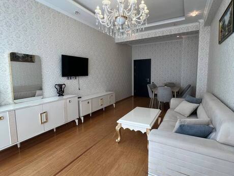 Kirayə 3 otaqlı mənzil, 110 m², İnşaatçılar: 1 049 ₼/ay 2