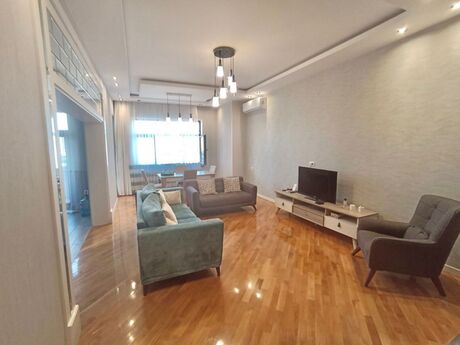 Kirayə 3 otaqlı mənzil, 130 m², Nizami: 1 500 ₼/ay 4