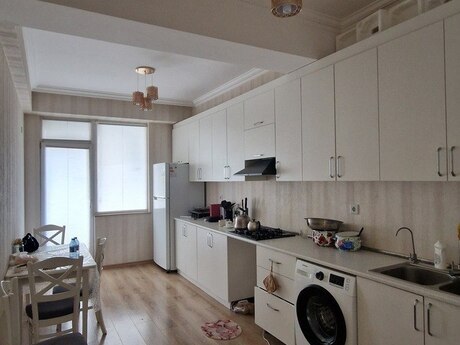Kirayə 2 otaqlı mənzil, 60 m², 20 Yanvar: 200 ₼/ay 3