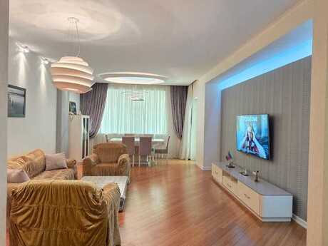 Kirayə 3 otaqlı mənzil, 170 m², Gənclik: 1 800 ₼/ay 2