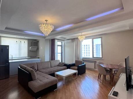 3 otaqlı mənzil, 100 m², İnşaatçılar: 318 000 ₼ 5