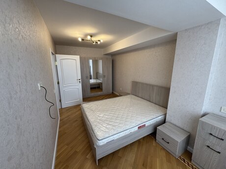2-room apartment for rent, 50 m², Sahil: 1 250 ₼/mo 5