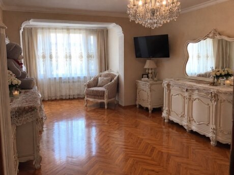 Объявление №6454555 - Баку, м. Низами, 3-комн., 70 м², 5/5 этаж