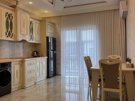 Kirayə 2 otaqlı mənzil, 90 m², Ağ şəhər: 1 600 ₼/ay 5