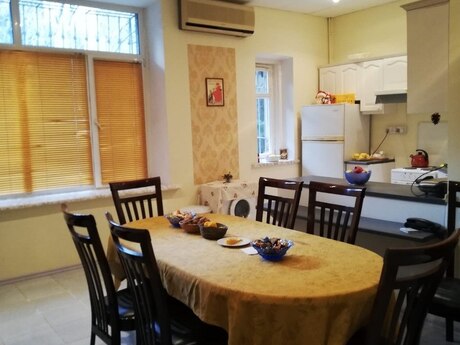 Kirayə 3 otaqlı mənzil, 120 m², İçəri Şəhər: 1 500 ₼/ay 3