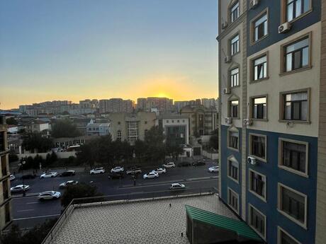 Kirayə 3 otaqlı mənzil, 110 m², İnşaatçılar: 1 200 ₼/ay 3