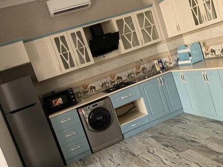 3-room apartment for rent, 100 m², Buzovna: 700 ₼/mo 4