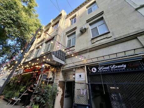 5 otaqlı mənzil, 190 m², 28 May: 585 000 ₼ 2