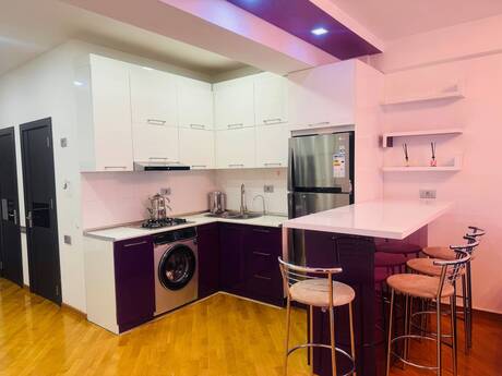 2-room apartment for rent, 80 m², Qara Qarayev: 800 ₼/mo 4