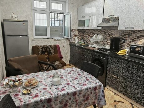 4 otaqlı həyət evi, 240 m², Biləcəri: 160 000 ₼ 5
