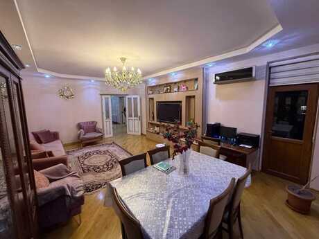 Elan №6454763 - Bakı, Yasamal r., 4 otaqlı, 142 m², 4/12 mərtəbə