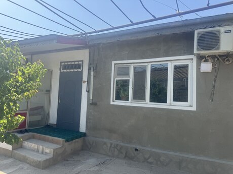 4 otaqlı həyət evi, 130 m², Binə: 70 000 ₼ 2