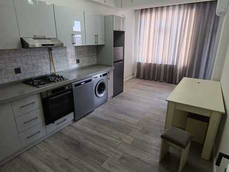 Kirayə 4 otaqlı mənzil, 155 m², 28 May: 1 500 ₼/ay 2