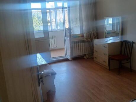 Elan №6454831 - Bakı, Xalqlar Dostluğu m., 1 otaqlı, 40 m², 5/5 mərtəbə