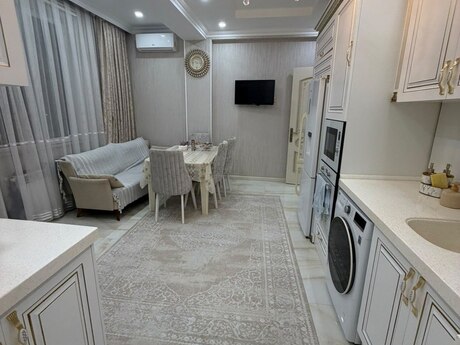 3 otaqlı mənzil, 150 m², İnşaatçılar: 480 000 ₼ 3