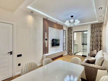 Kirayə 2 otaqlı mənzil, 70 m², 8 Noyabr: 1 000 ₼/ay 3