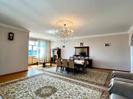 4 otaqlı mənzil, 167 m², İnşaatçılar: 357 000 ₼ 2