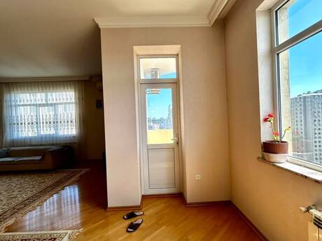 4 otaqlı mənzil, 167 m², İnşaatçılar: 357 000 ₼ 5
