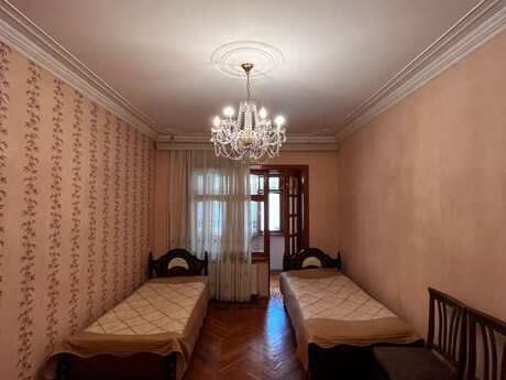 4-room apartment for rent, 100 m², 9-cu mikrorayon: 750 ₼/mo 3