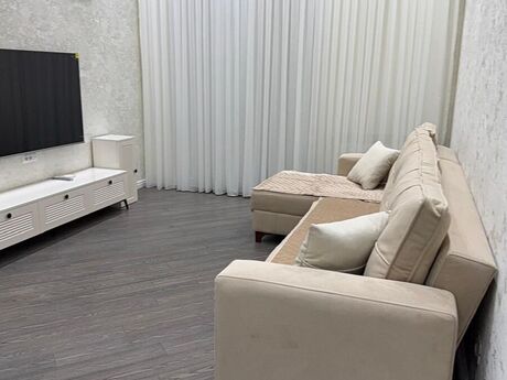 Kirayə 2 otaqlı mənzil, 70 m², Ağ şəhər: 1 800 ₼/ay 2