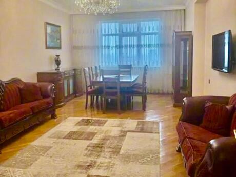 Kirayə 2 otaqlı mənzil, 120 m², Nəriman Nərimanov: 900 ₼/ay 2