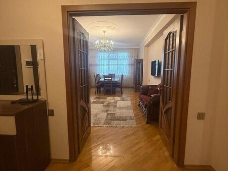Объявление №6454992 - Баку, м. Нариман Нариманов, 2-комн., 110 м², 10/16 этаж
