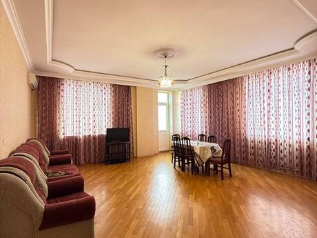 3 otaqlı mənzil, 135 m², İnşaatçılar: 328 000 ₼ 3