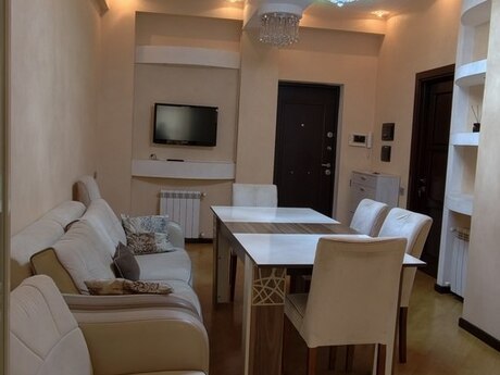 3 otaq · 75 m² · 11/12 mərtəbə, Elmlər Akademiyası