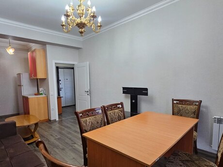 Kirayə 2 otaqlı mənzil, 80 m², 20 Yanvar: 700 ₼/ay 3