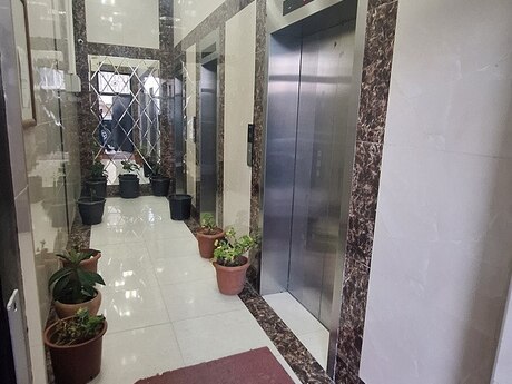 2-room apartment, 77 m², Badamdar: 220 000 ₼ 2