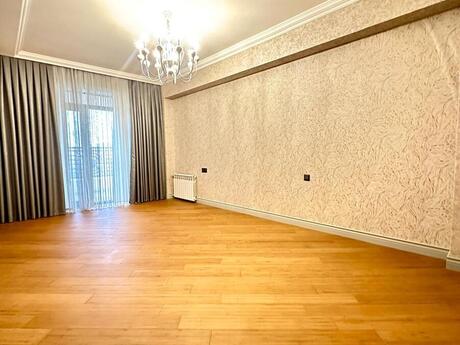 4 otaqlı mənzil, 204 m², Gənclik: 649 000 ₼ 3