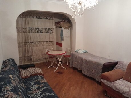 2-room apartment for rent, 60 m², 20 Yanvar: 240 ₼/mo 2