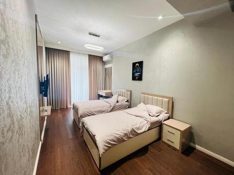 Kirayə 3 otaqlı mənzil, 150 m², Elmlər Akademiyası: 2 000 ₼/ay 4