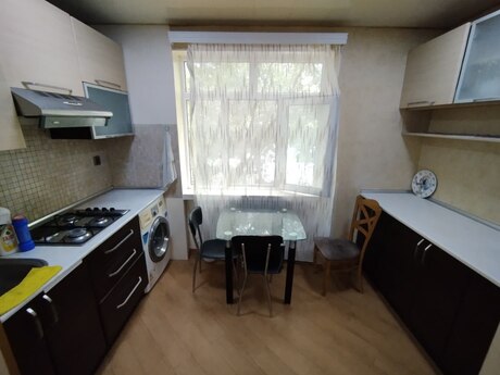 3 otaqlı mənzil, 76 m², Elmlər Akademiyası: 190 000 ₼ 2